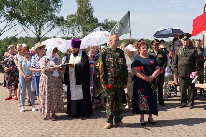 Перезахоронение солдат ВОВ в деревне Ельня