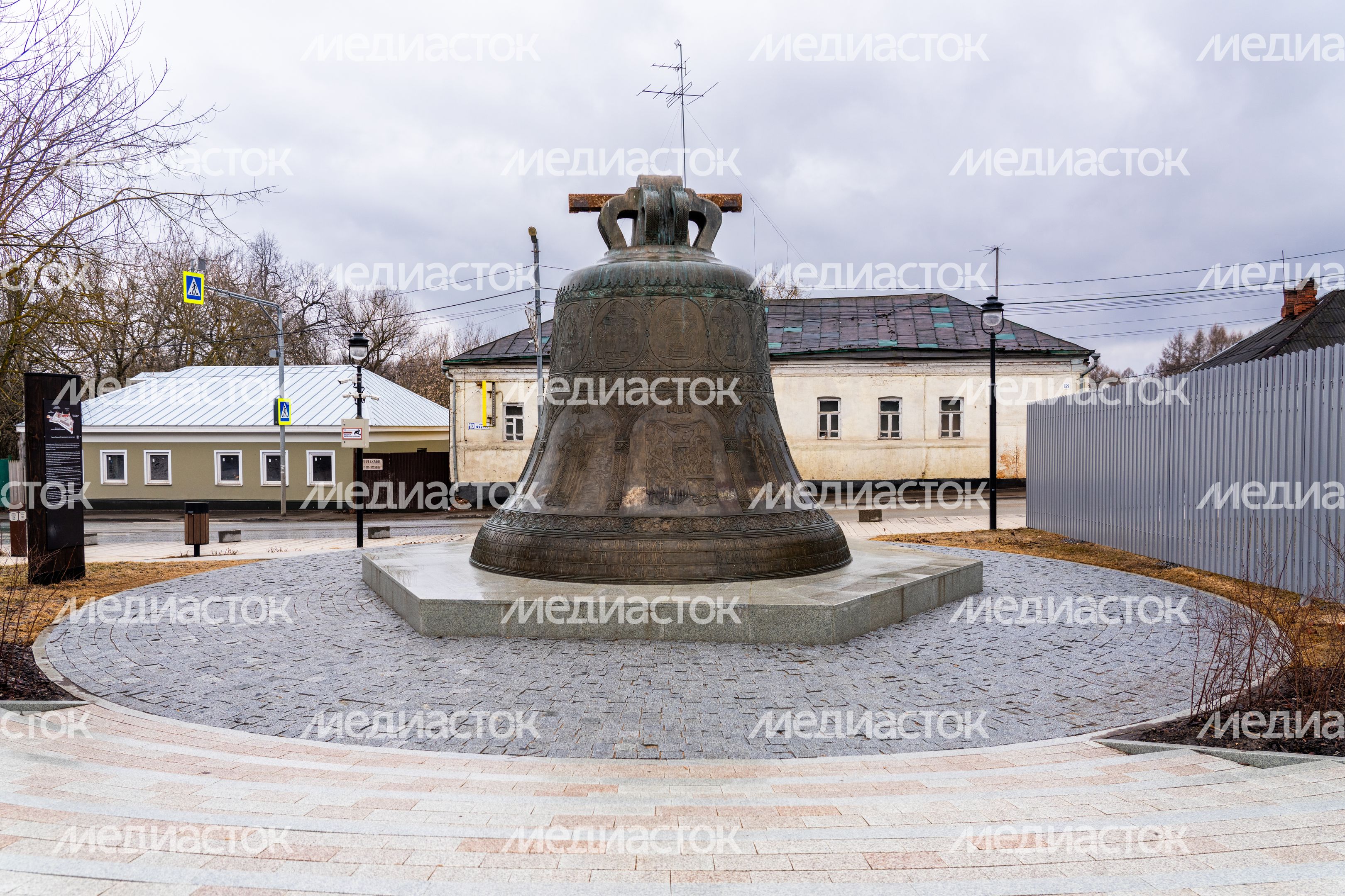 Большой благовестный колокол в Звенигороде Одинцовского округа Большой благовестный колокол в Звенигороде Одинцовского округа