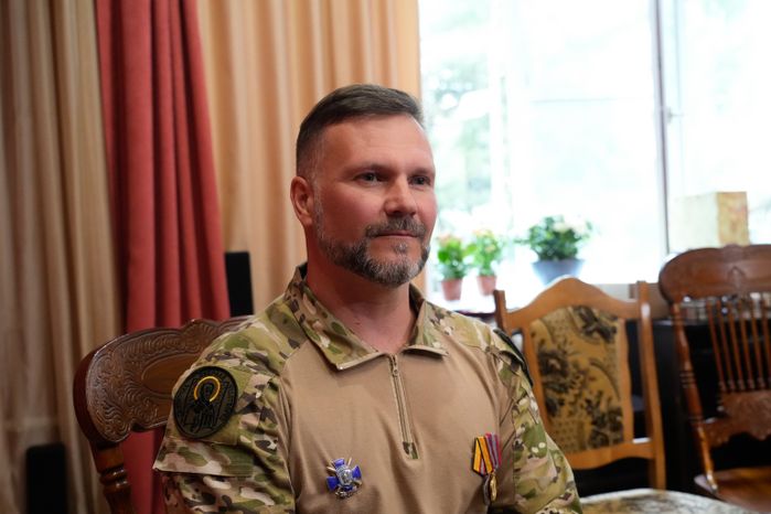Ветерану СВО из Клина Денису Лелькову вручили медаль "За храбрость" II степени