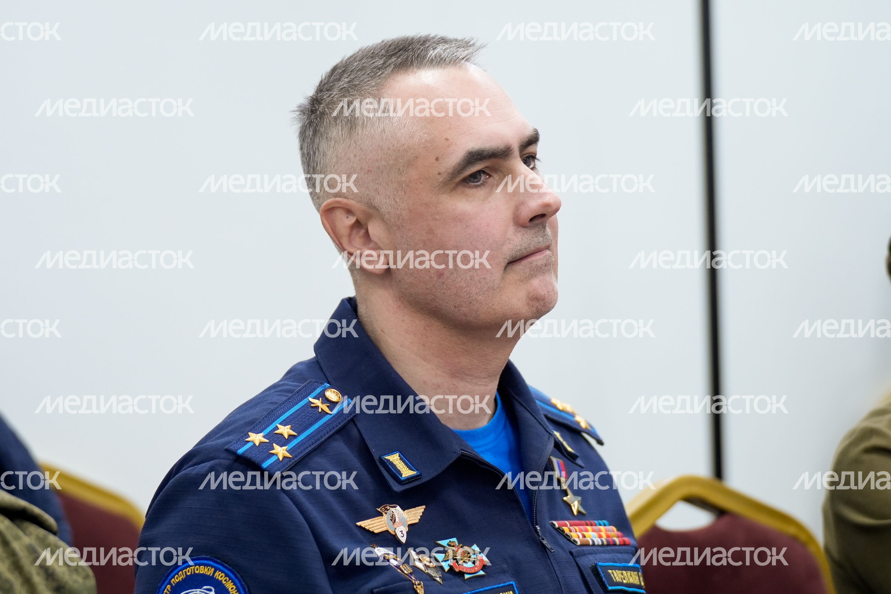 Андрей Воробьев и Игорь Щёголев встретились с финалистами программы "Герои Подмосковья" Андрей Воробьев и Игорь Щёголев встретились с финалистами программы "Герои Подмосковья"