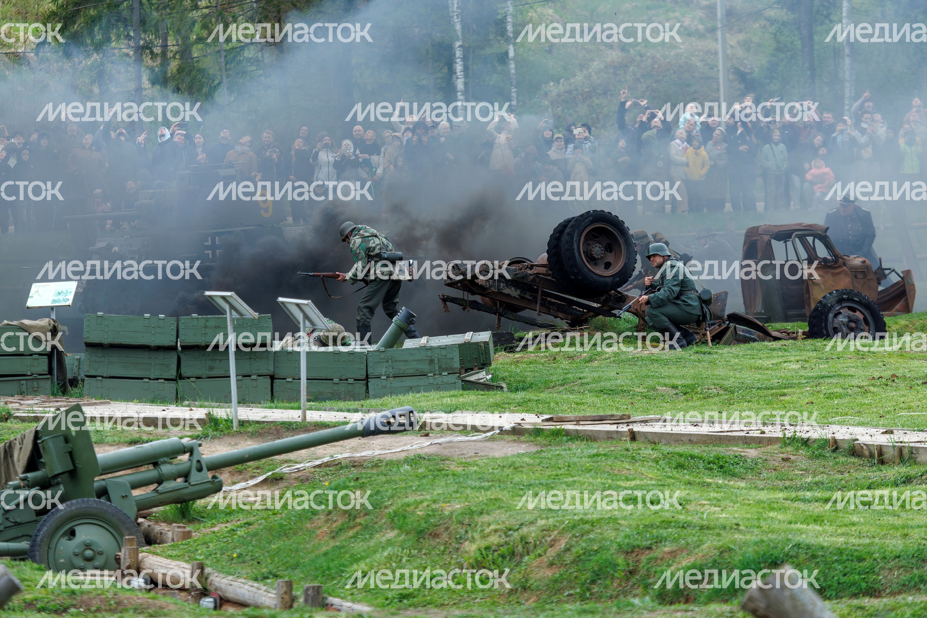 День Победы в Центральном парке «Патриот» Одинцовского округа: военно-историческая реконструкция «В логове зверя»