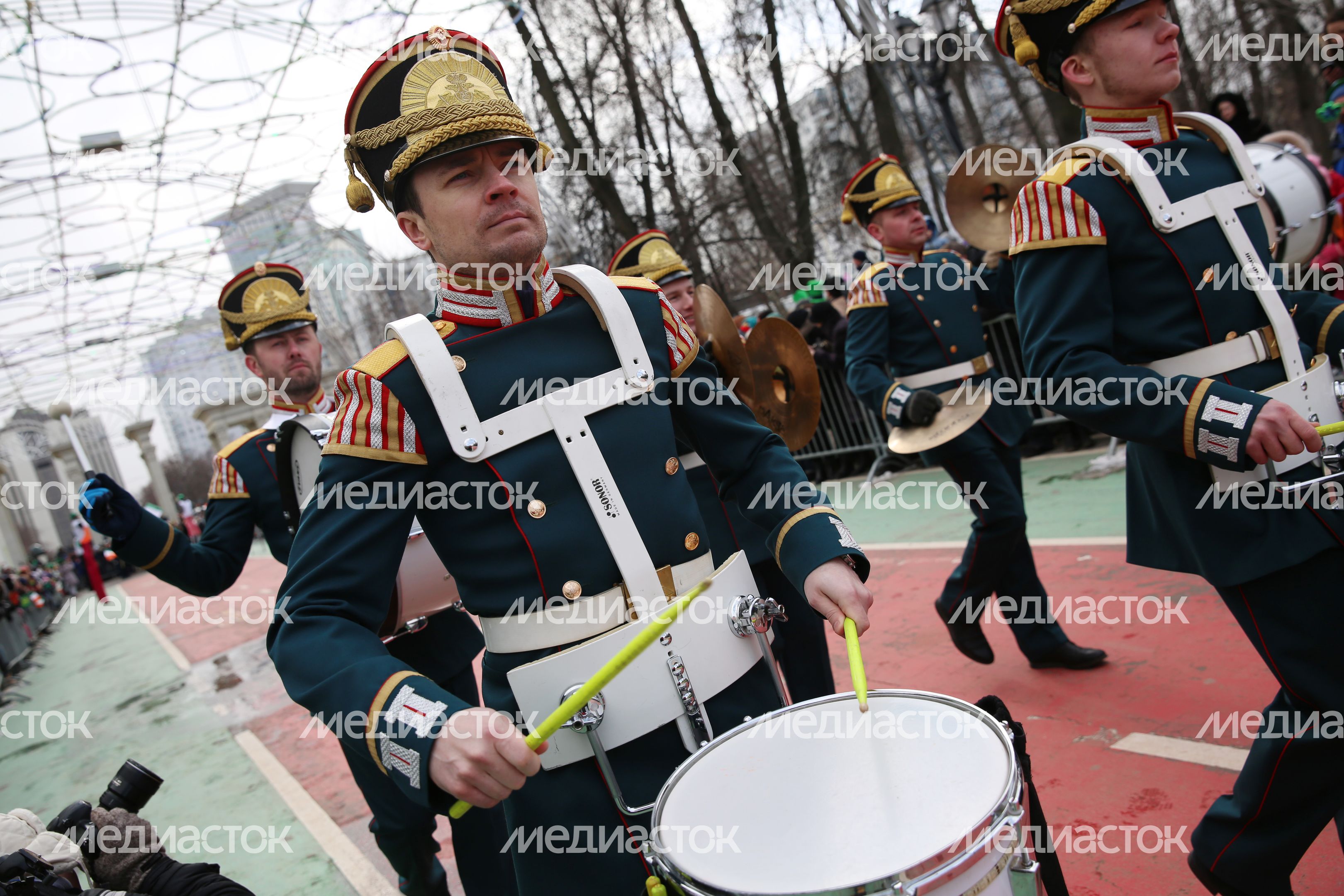 Парад в День Святого Патрика в Москве