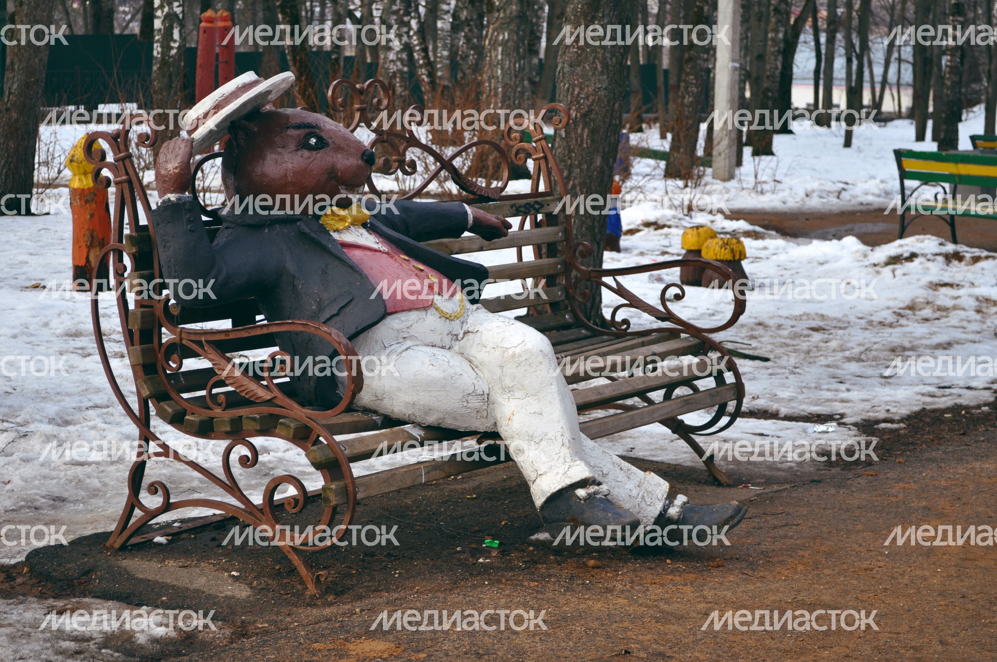 Скульптура бобра в Наро-Фоминске Скульптура бобра в Наро-Фоминске