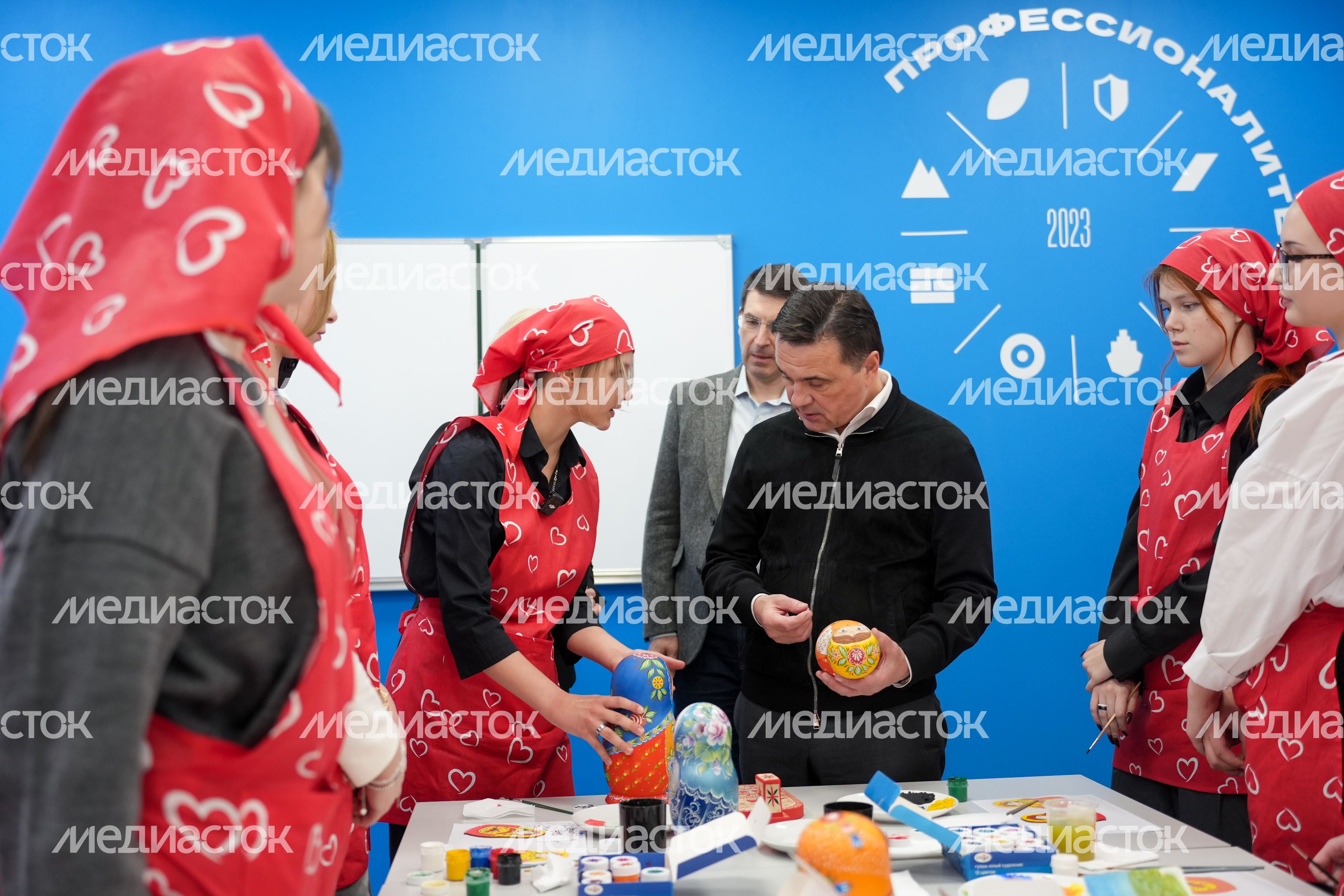 Андрей Воробьев и Игорь Щеголев посетили Дмитровский техникум Андрей Воробьев и Игорь Щеголев посетили Дмитровский техникум