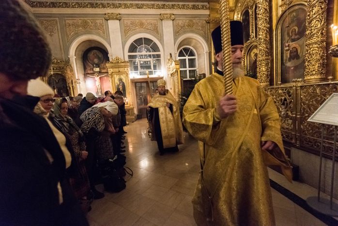 Рождественское богослужение в Богоявленском Кафедральном Соборе в Москве