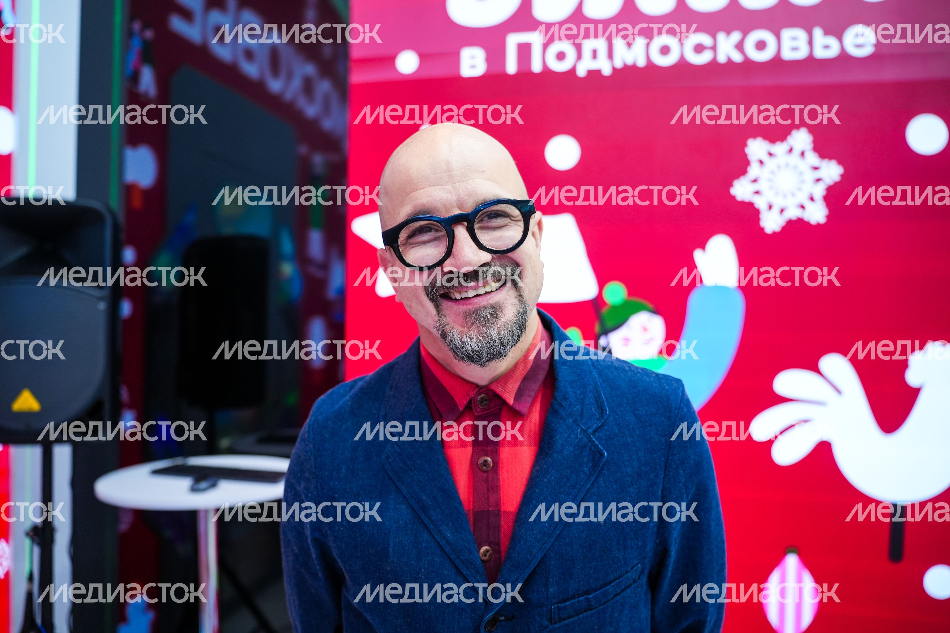 Егор Дружинин на выставке «Россия» Егор Дружинин на выставке «Россия»