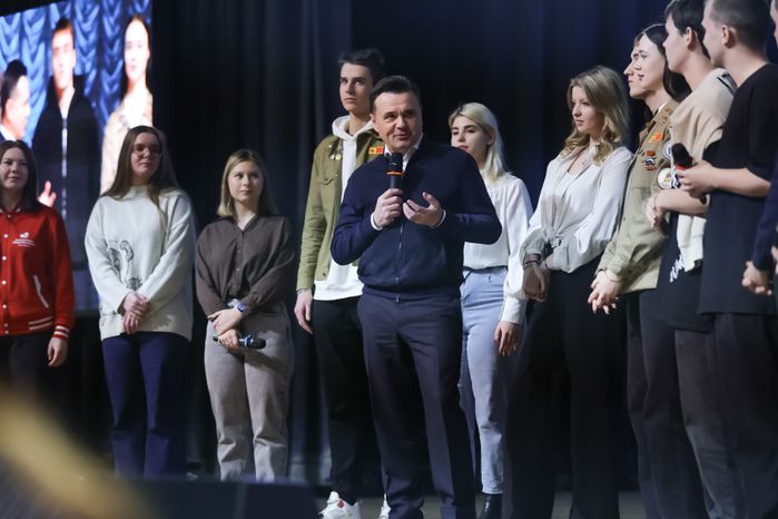 Андрей Воробьев поприветствовал участников проекта "Мы будущее. Сила смыслов"
