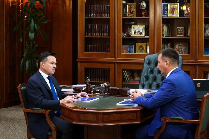 Андрей Воробьев провел рабочую встречу с главой Дзержинского Андроником Паком
