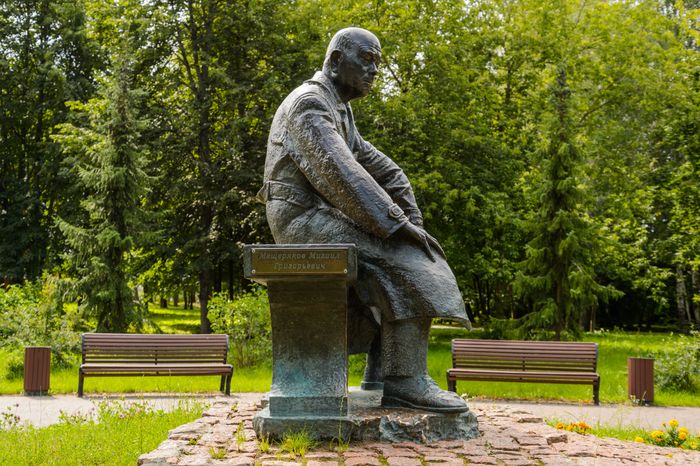 Дубна. Парк Набережная им. Д. И. Менделеева