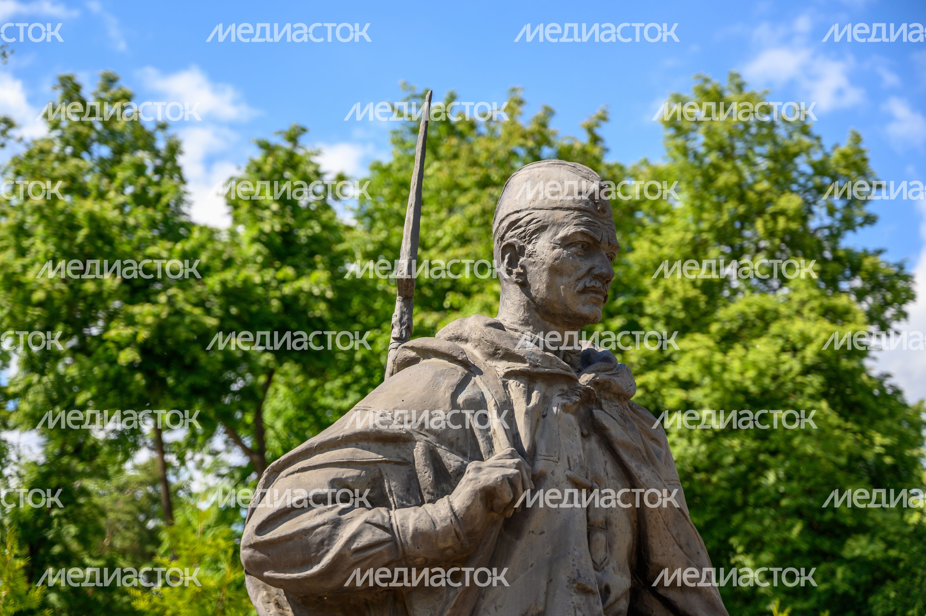 Мемориал погибшим в Великой Отечественной войне жителям Лосино-Петровского на территории Никольского парка Мемориал погибшим в Великой Отечественной войне жителям Лосино-Петровского на территории Никольского парка