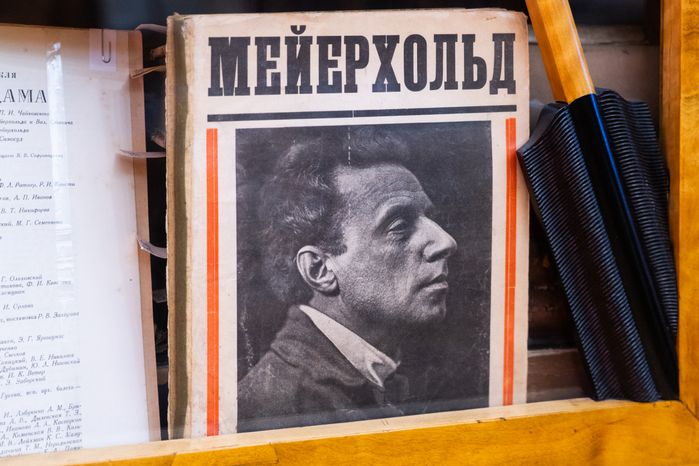 Выставка «Театр Мейерхольда и «Пиковая дама» в музее-заповеднике А.С. Пушкина Одинцовского округа