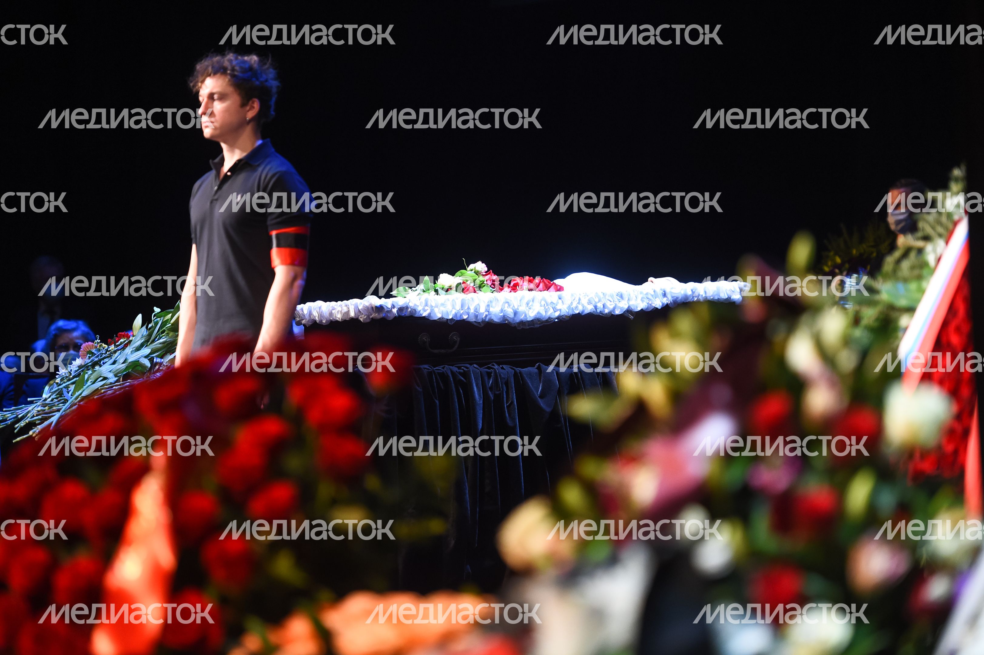 Церемония прощания с Николаем Губенко
