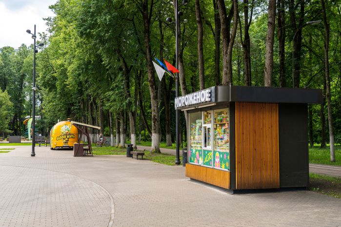 Центральный парк имени В.В. Воровского в Наро-Фоминске летом