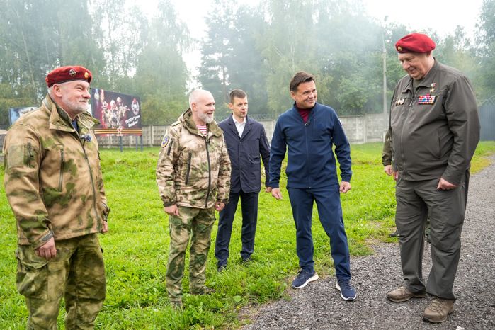 Андрей Воробьев и Владимир Соловьев посетили центр спецподготовки "Витязь" в Балашихе