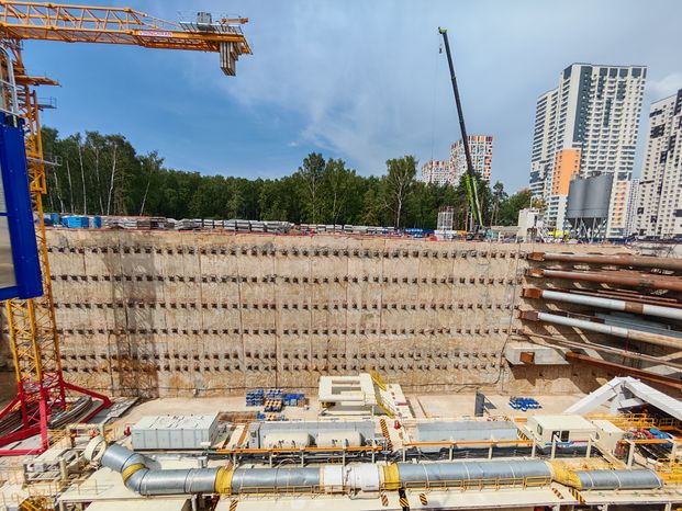 Прокладка тоннеля метро от "Липовой рощи" до "Строгино"