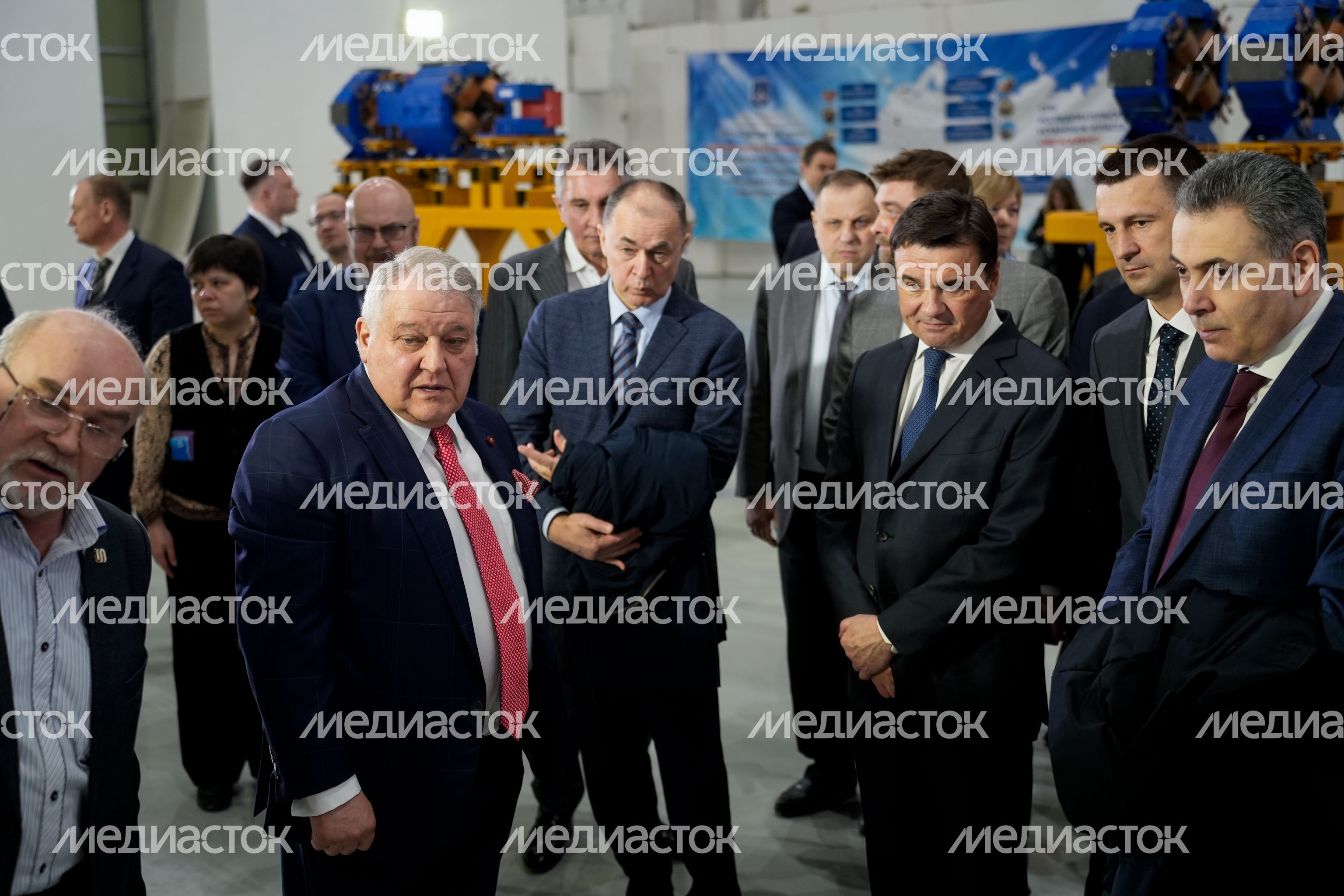Андрей Воробьев посетил НИЦ "Курчатовский институт" ИФВЭ в Протвине Андрей Воробьев посетил НИЦ "Курчатовский институт" ИФВЭ в Протвине