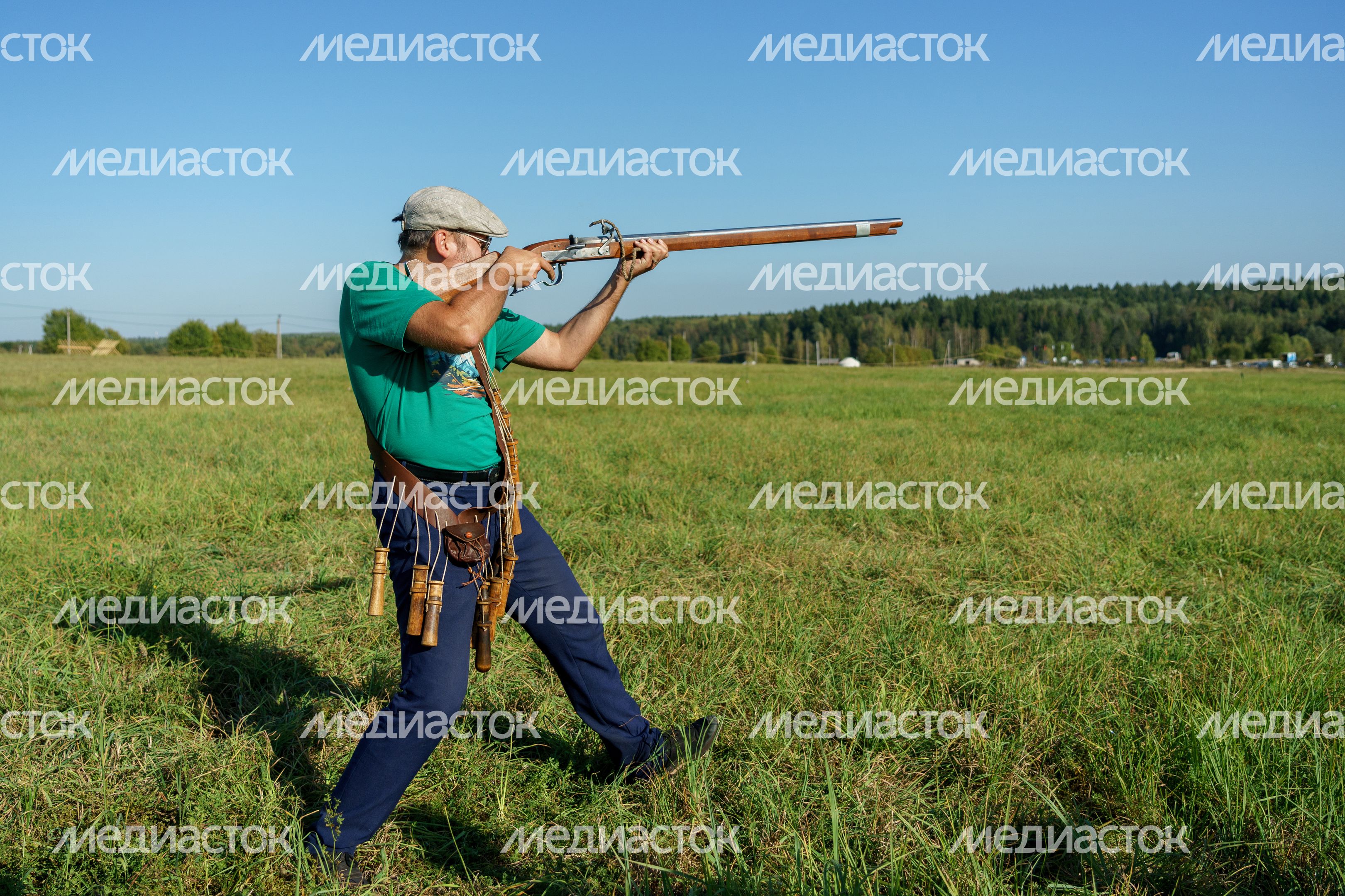 Исторический фестиваль и реконструкция баталии XVII века «История Московского царства» в этнопарке «Кочевник» Исторический фестиваль и реконструкция баталии XVII века «История Московского царства» в этнопарке «Кочевник»