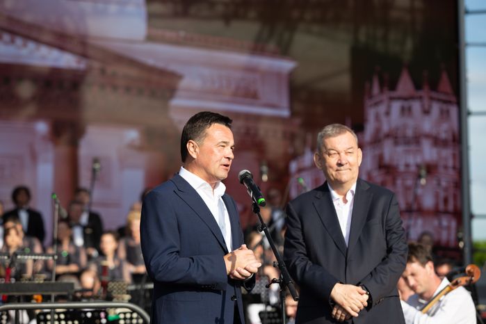 Встреча Губернатора Подмосковья с артистами на фестивале «Лето. Музыка. Музей»