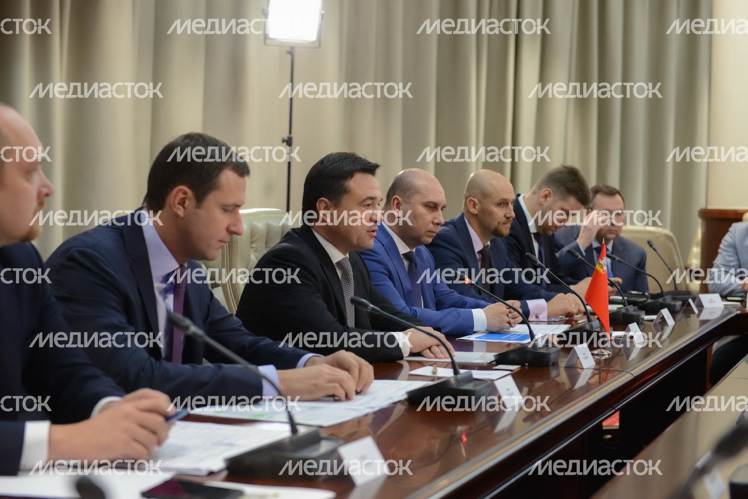 Губернатор Подмосковья провел встречу с послом Нидерландов в РФ