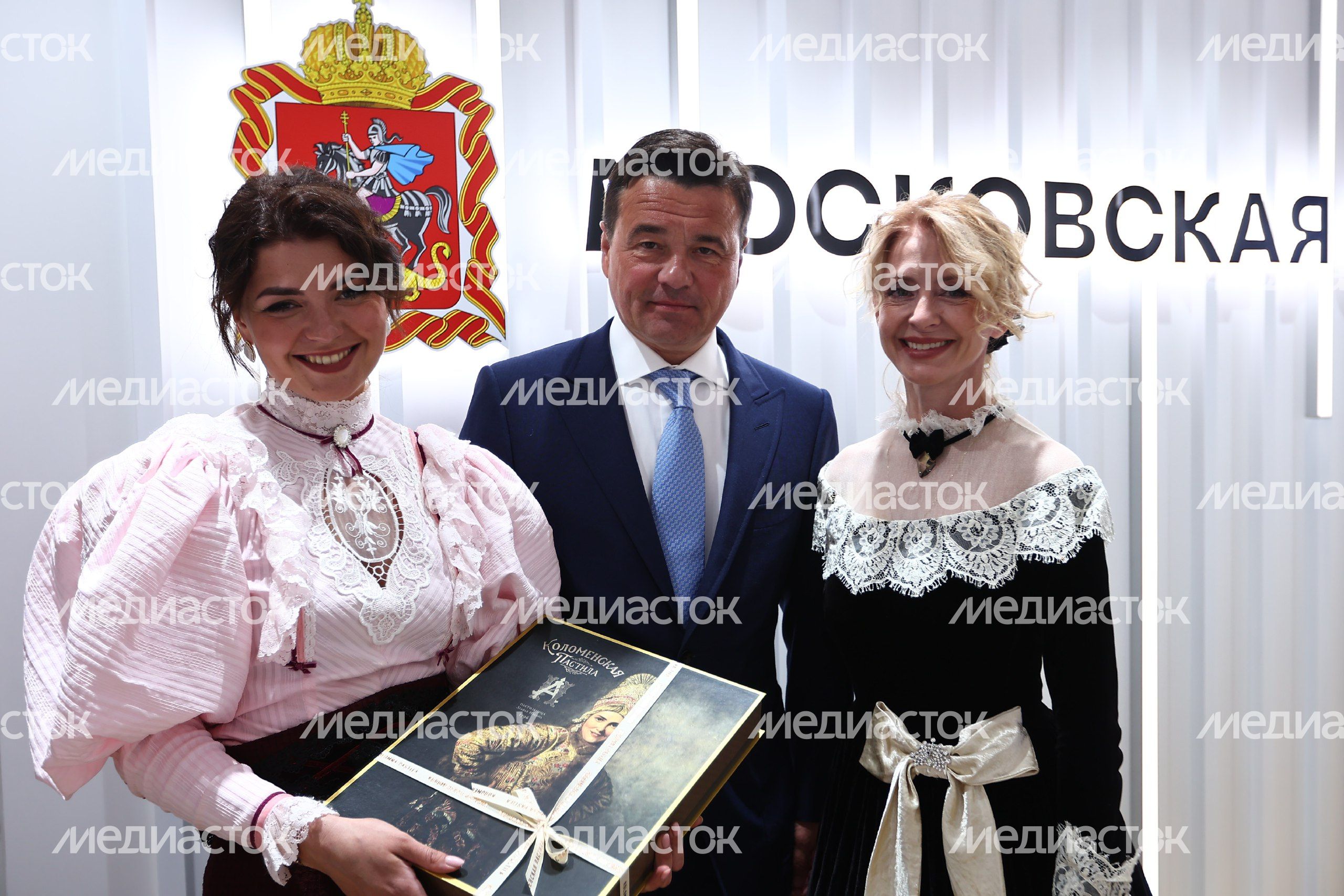 Встреча Губернатора Андрея Воробьева с генеральным директором фабрики «Коломенская пастила» Еленой Дмитриевой