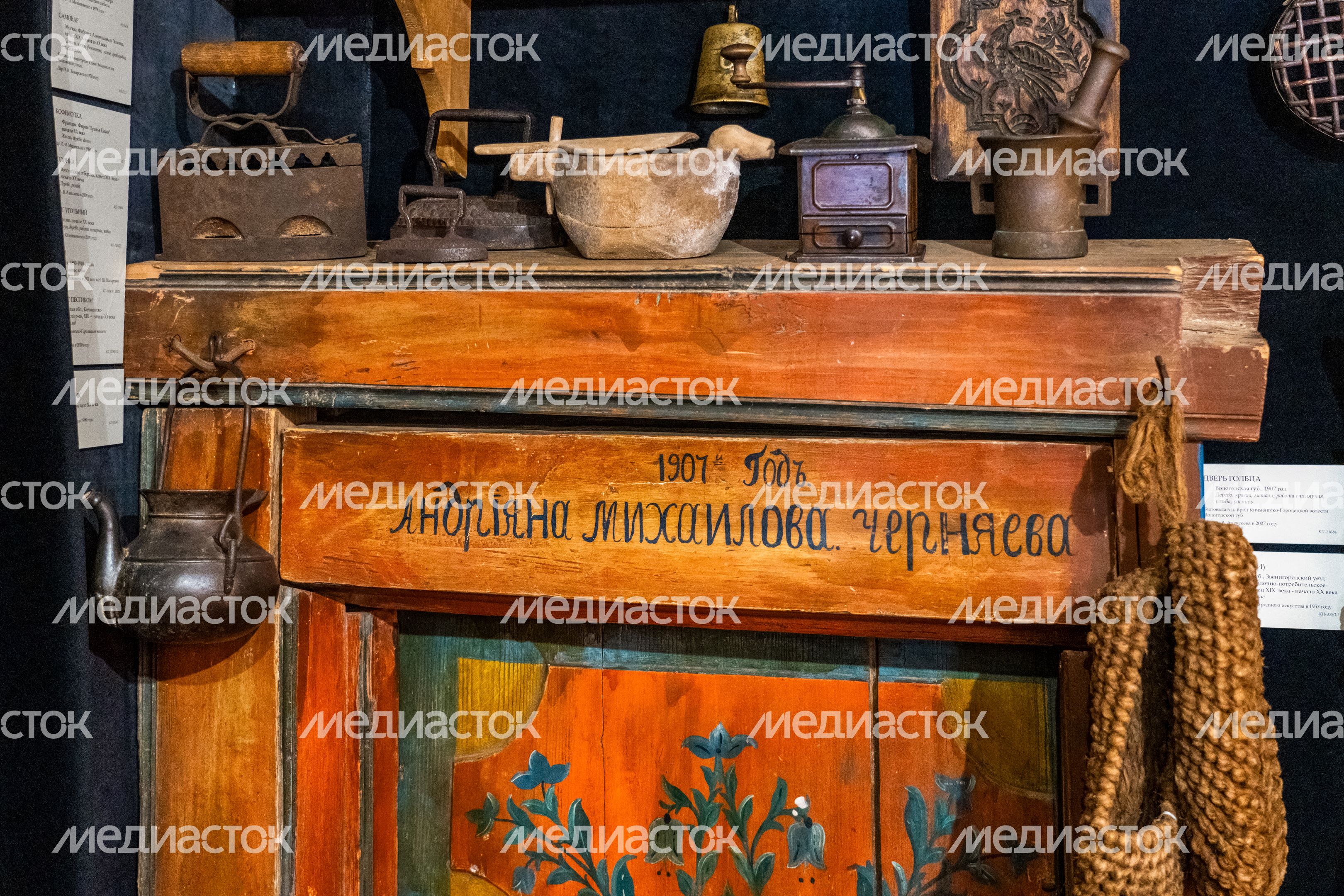 Выставка «ТОП 100+5» в Царицыных палатах Саввино-Сторожевского монастыря в Звенигороде