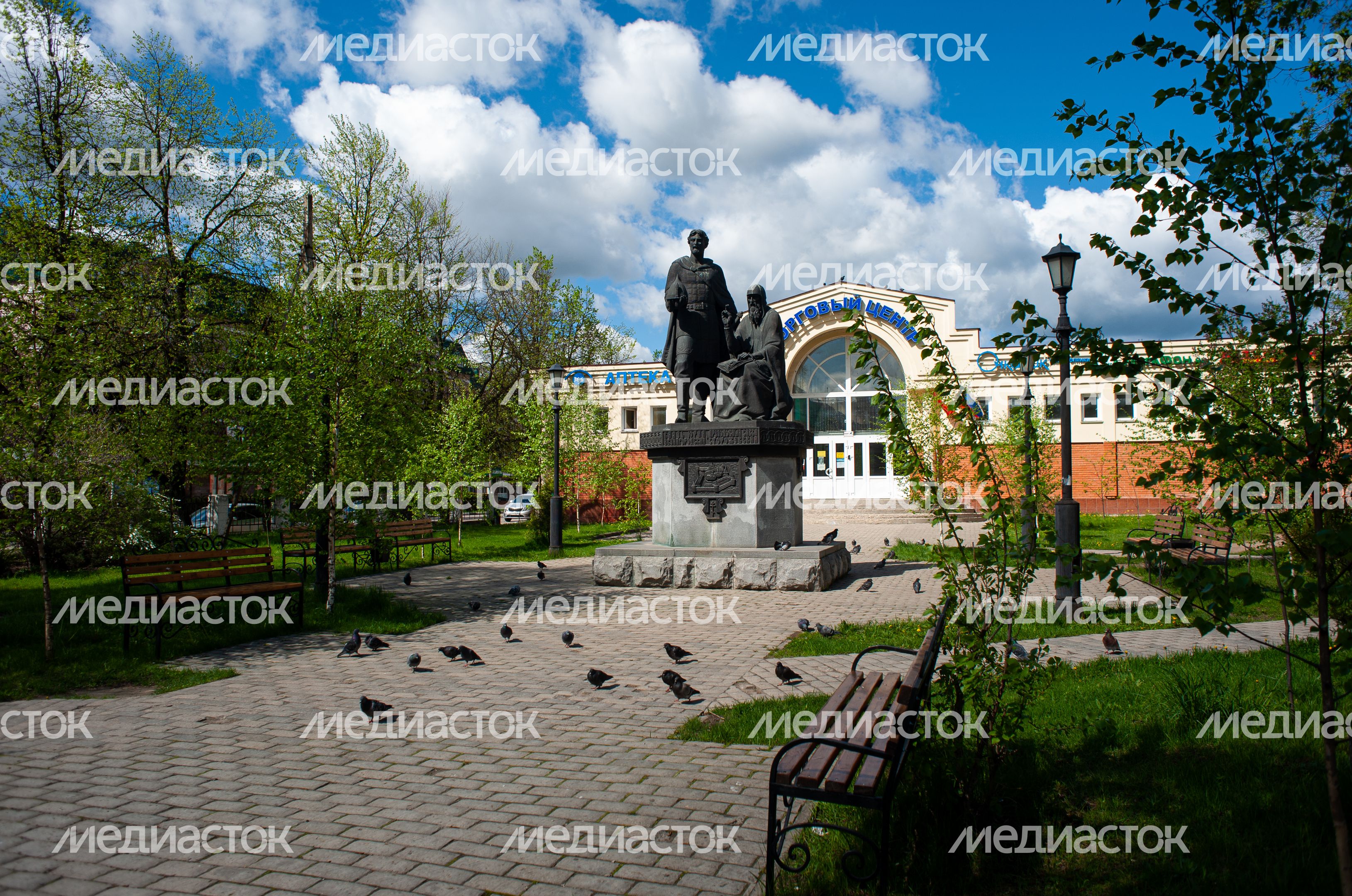 Летние виды города Звенигород