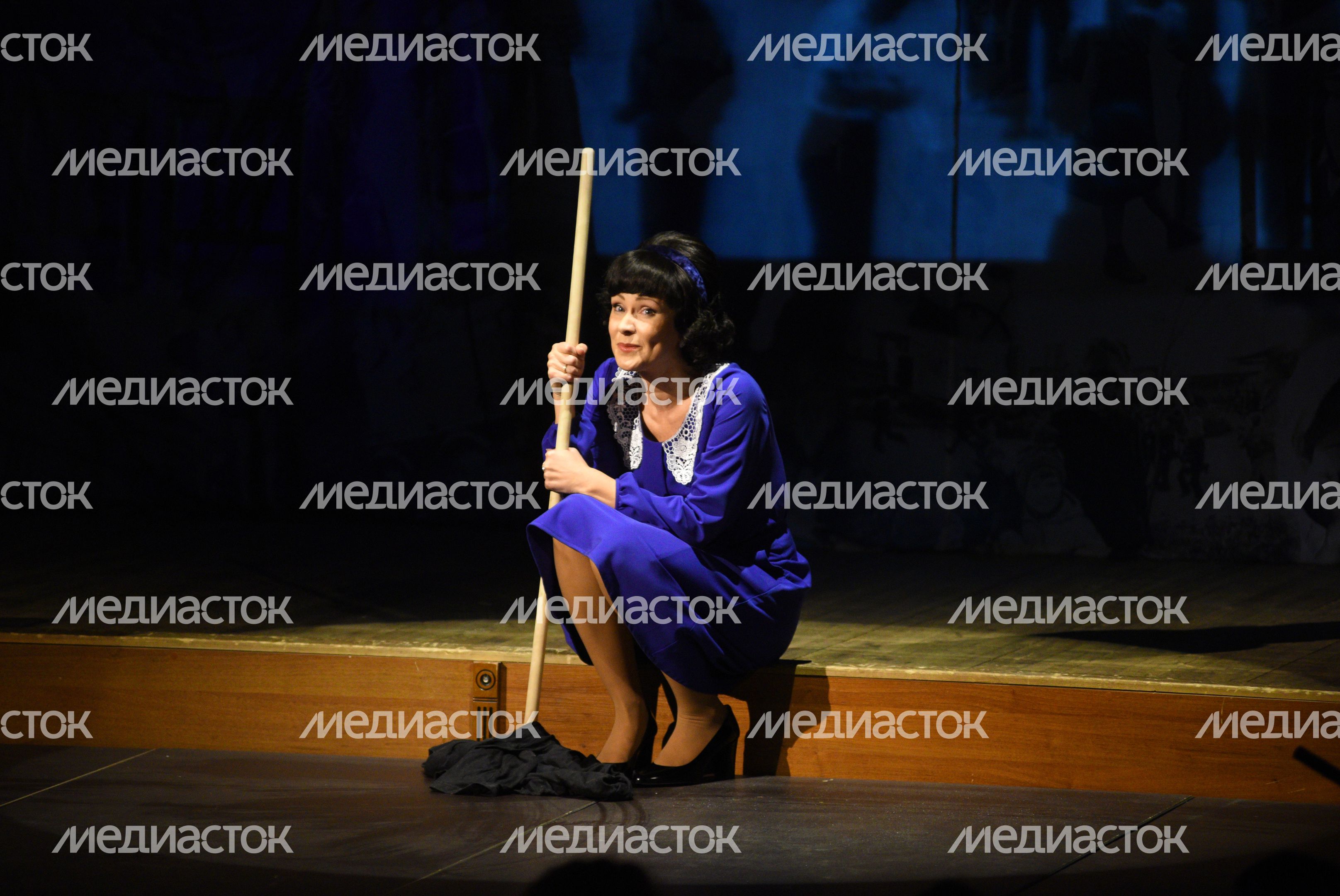 Премьера спектакля «Про мою маму и про меня» в МОГТЮЗ Премьера спектакля «Про мою маму и про меня» в МОГТЮЗ