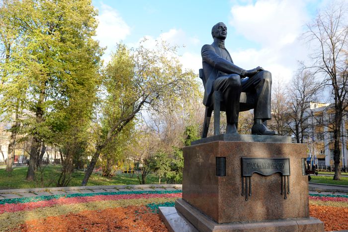 Памятник Сергею Рахманинову в Москве