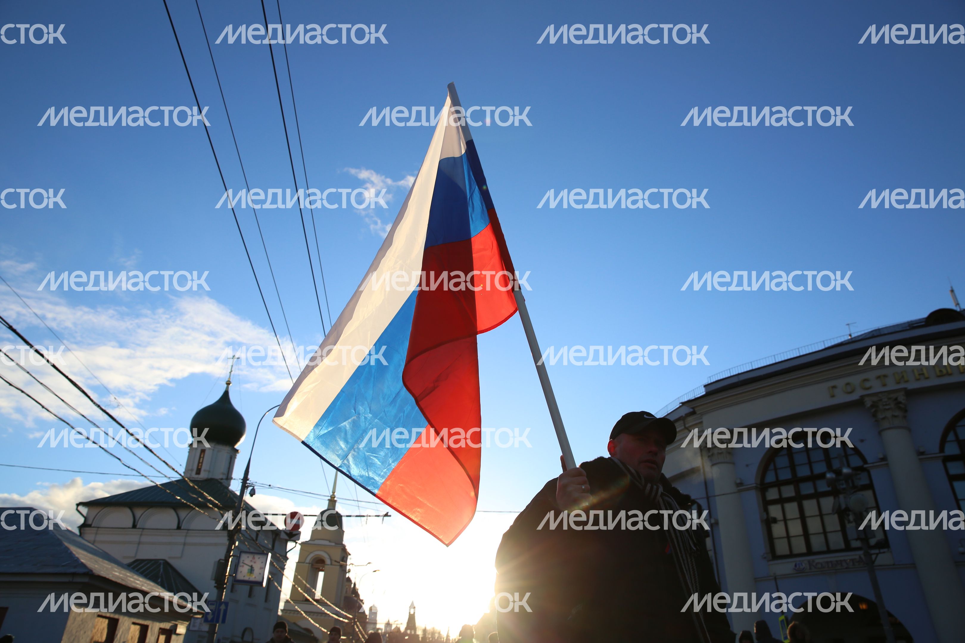 Митинг-концерт «Мы вместе» на Васильевском спуске Митинг-концерт «Мы вместе» на Васильевском спуске