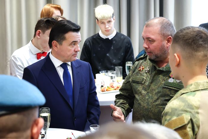 Награждение добровольцев из отряда «БАРС» Губернатором Подмосковья