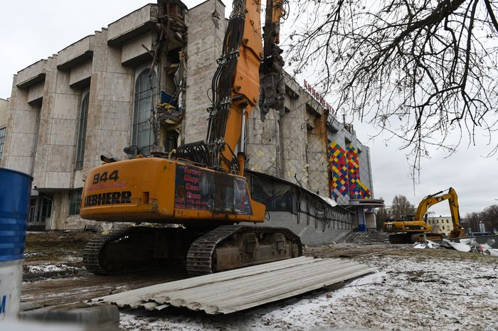 Снос кинотеатра «Соловей» в Москве