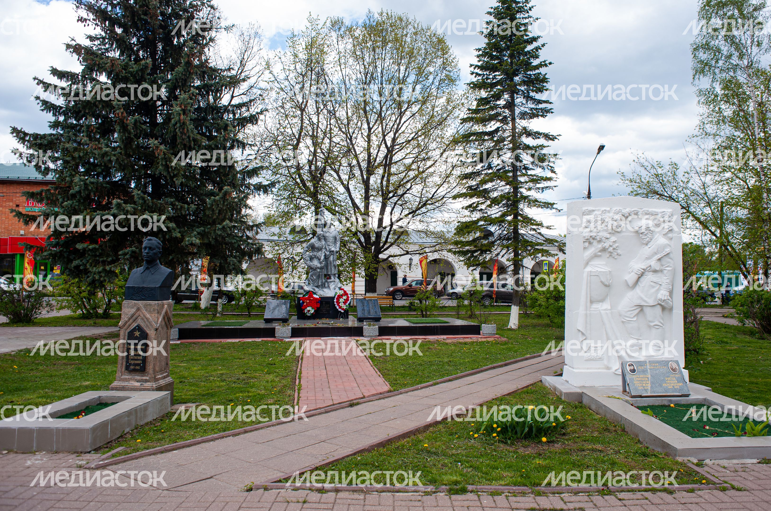 Весенние виды города Верея