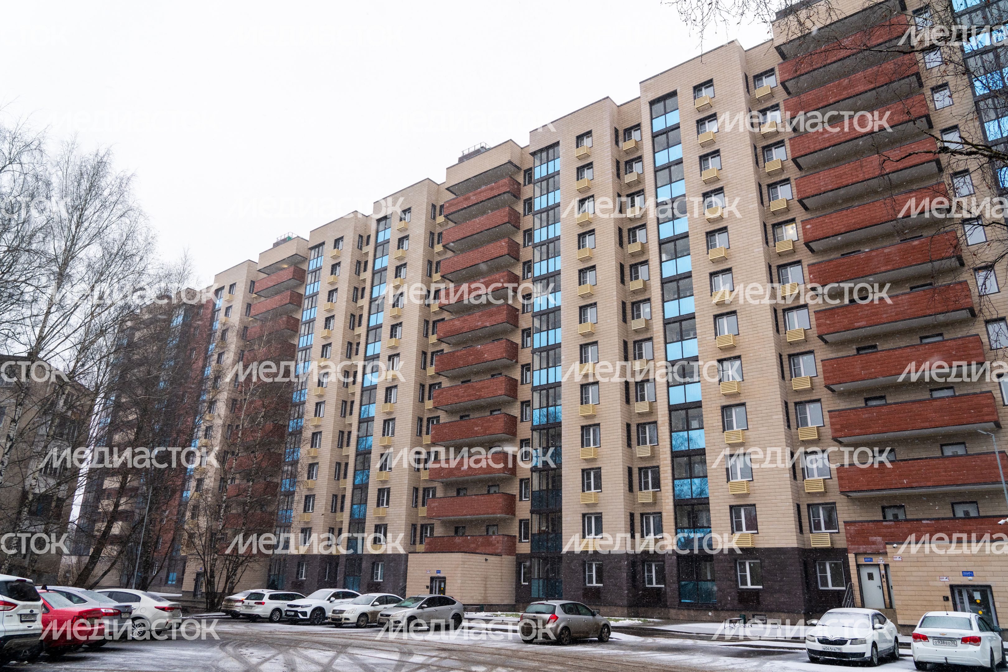 Многоквартирный дом для переселенцев из аварийного жилья в микрорайоне ДЗФС Дмитрова