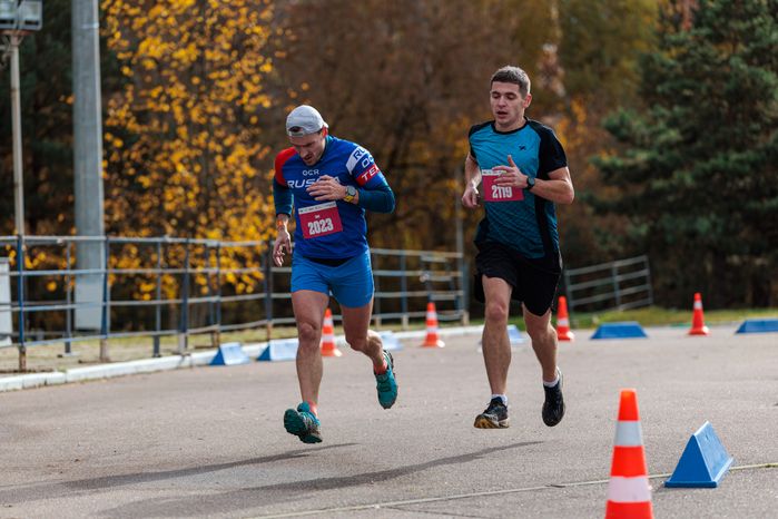 Забег Hero League Trail на 1, 5 и 10 км по пересеченной местности в Красногорске