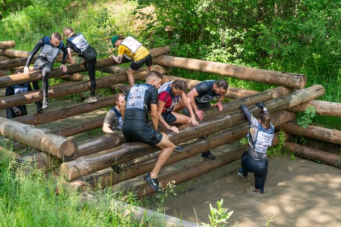 Гонка героев на полигоне Алабино собрала 1,5 тыс. человек