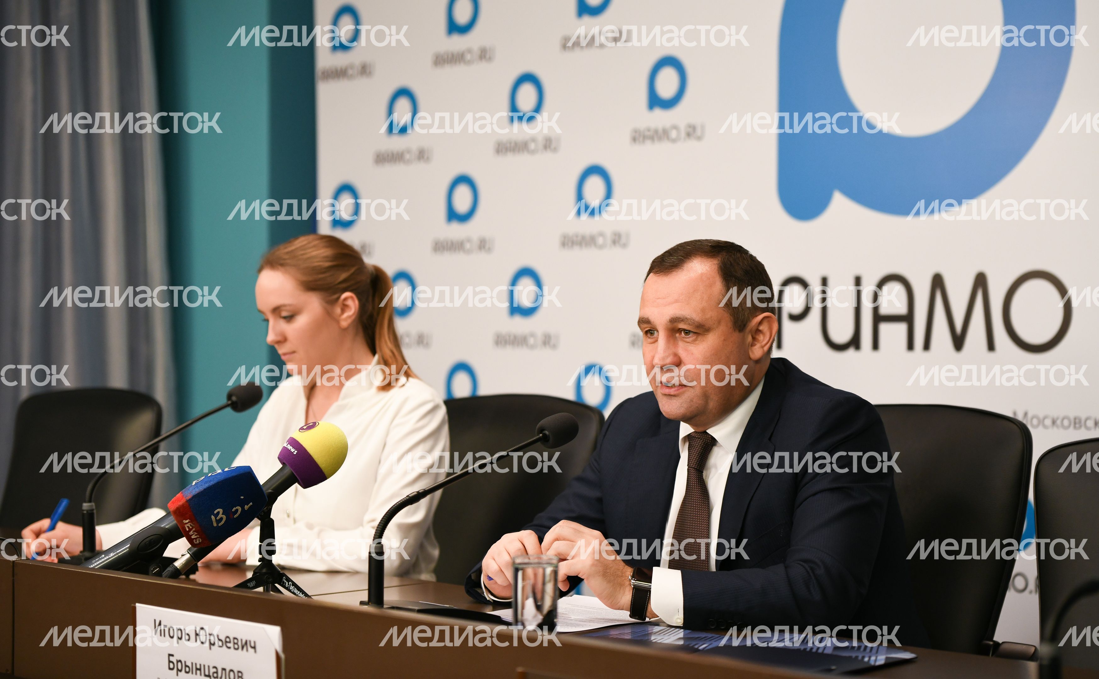 Пресс-конференция председателя Мособлдумы Игоря Брынцалова Пресс-конференция председателя Мособлдумы Игоря Брынцалова