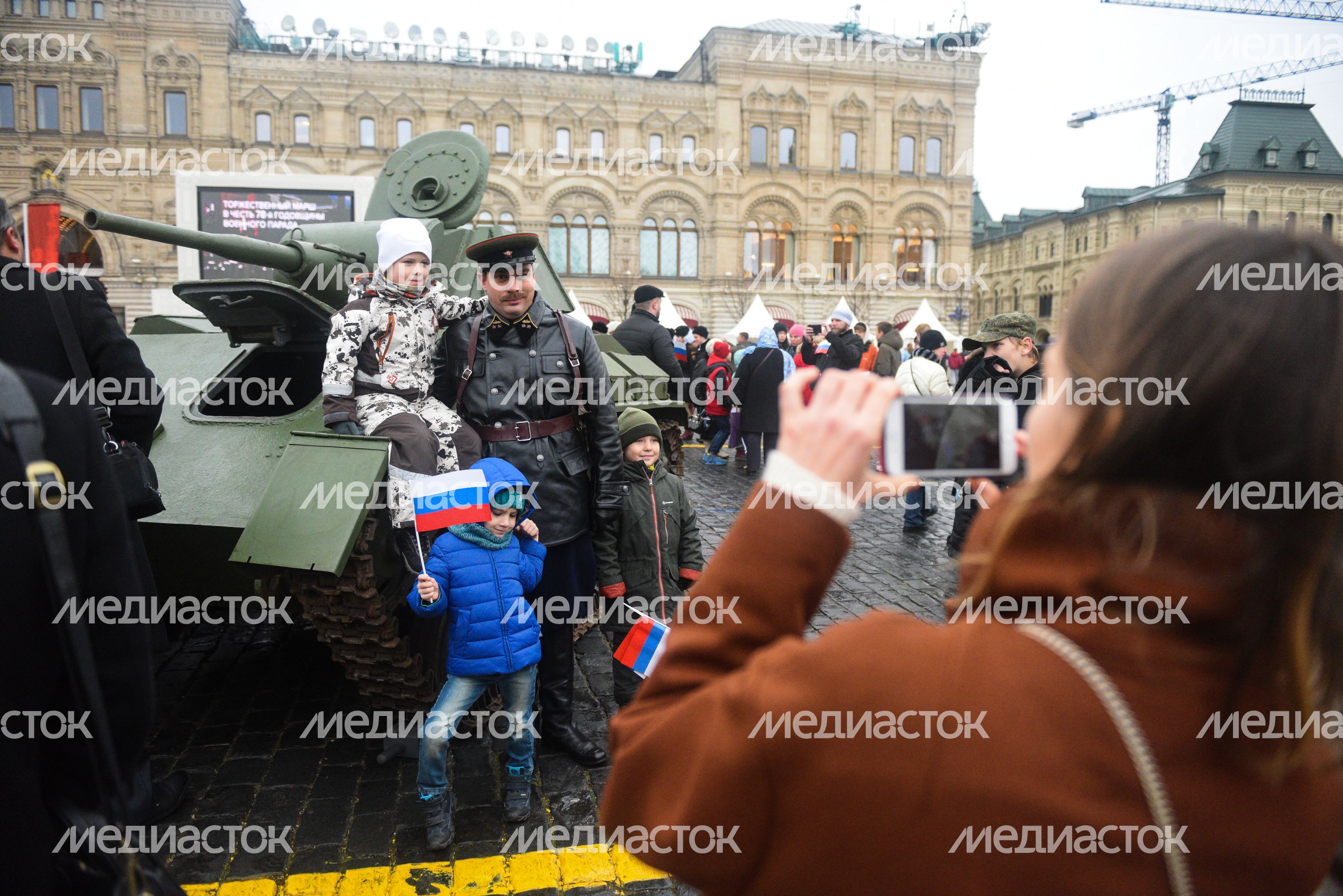 Торжественный марш в честь 78-ой годовщины военного парада 7 ноября 1941 года Торжественный марш в честь 78-ой годовщины военного парада 7 ноября 1941 года