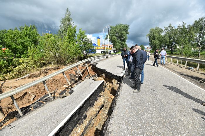Последствия прорыва дамбы в Рузе