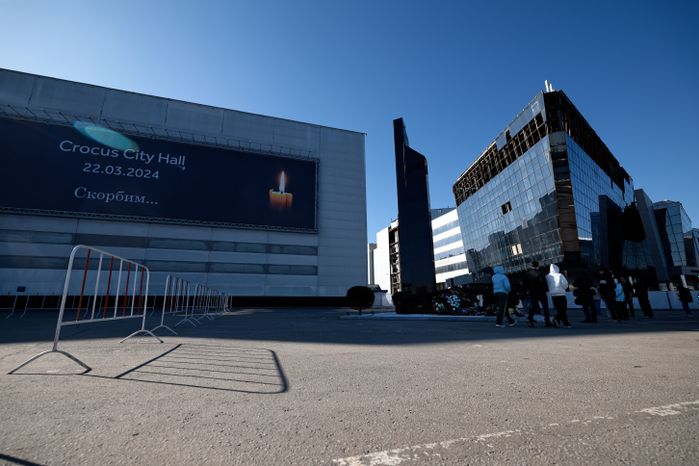 Мемориал в память о жертвах теракта в «Крокус Сити Холле» в Красногорске