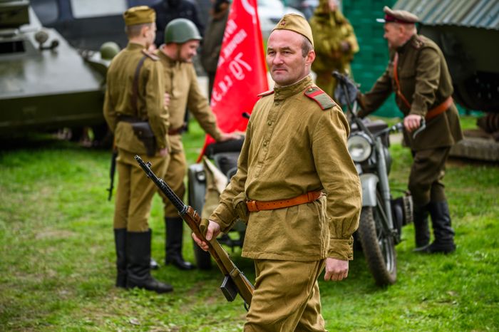 Военно-историческая реконструкция событий мая 1945 года в музее истории танка Т-34 в Мытищах