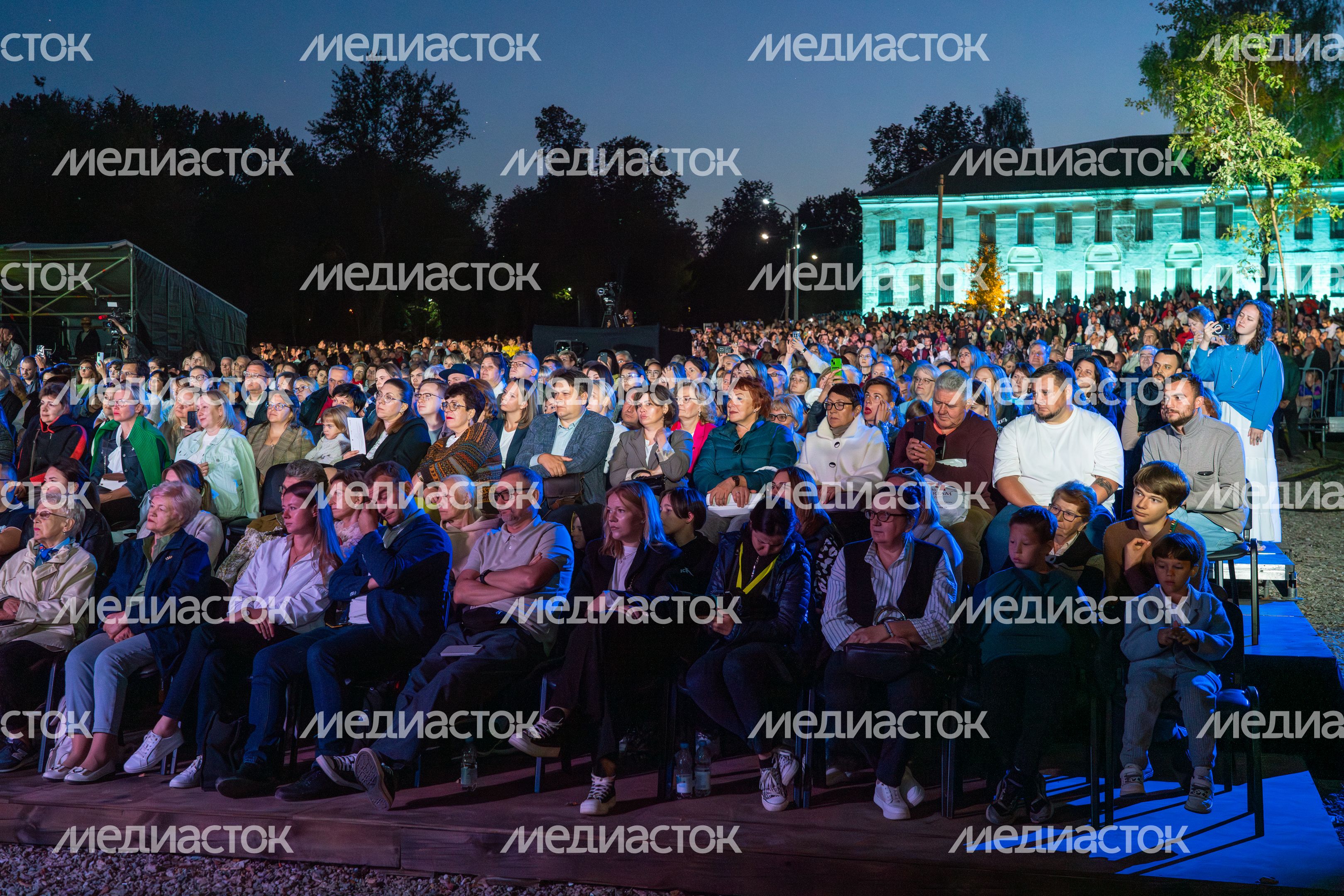 Гала-концерт проекта "Путь Чайковского" в усадьбе "Плещеево" Гала-концерт проекта "Путь Чайковского" в усадьбе "Плещеево"