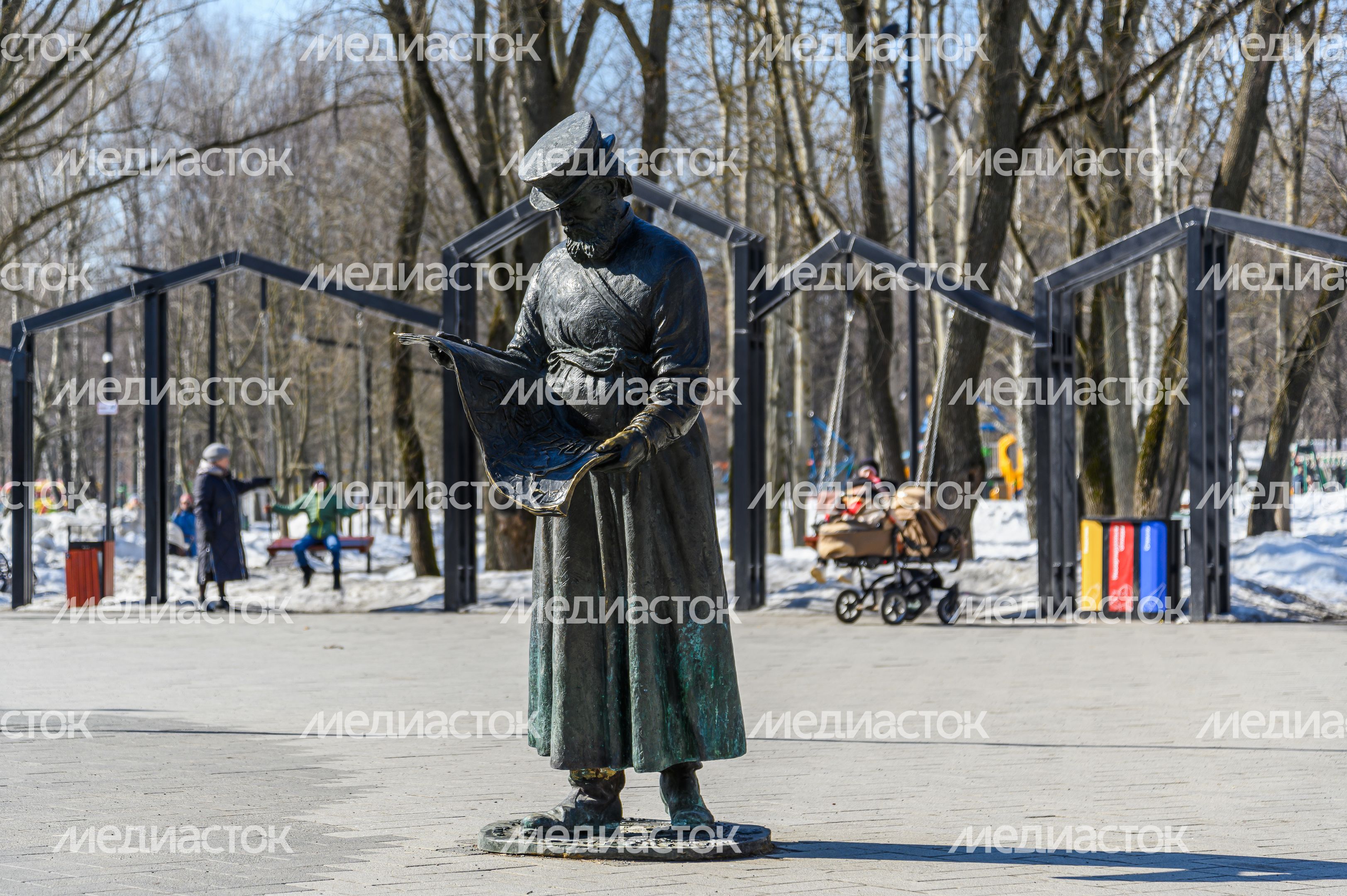 Центральный парк культуры и отдыха в Долгопрудном зимой Центральный парк культуры и отдыха в Долгопрудном зимой
