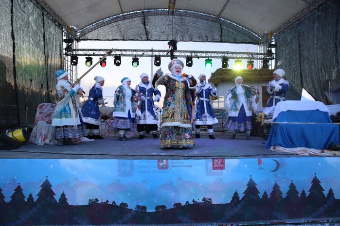 Рождественские гуляния в парке Победы в Москве