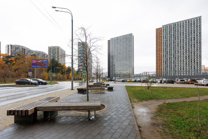 Виды города Котельники осенью