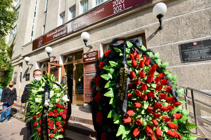 Церемония прощания с телеведущим Михаилом Борисовым