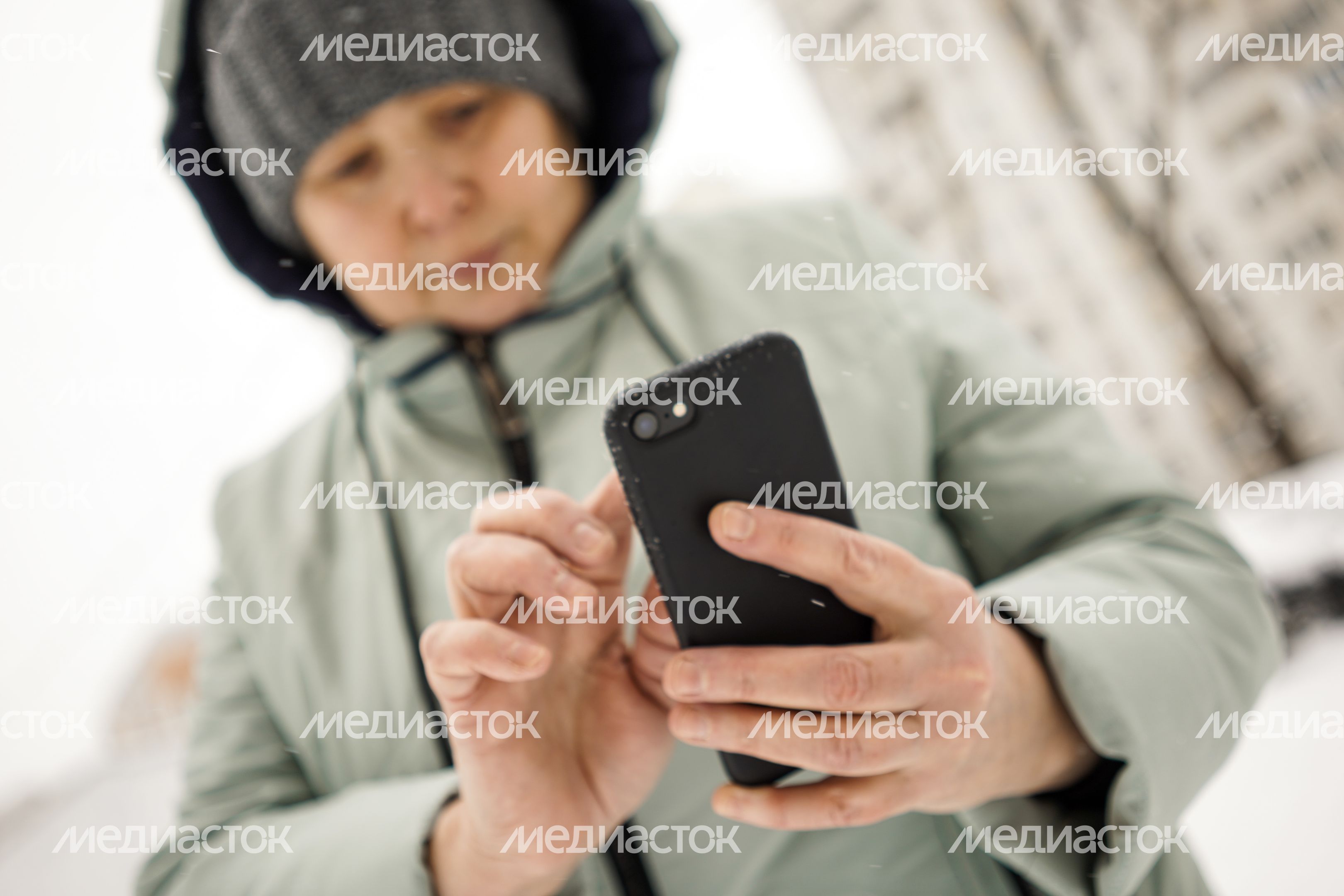 Мобильные телефоны