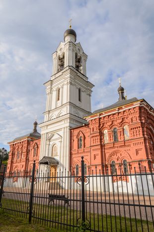 Тихвинская церковь