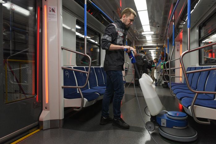 Кварцевание и обеззараживание вагонов метро в Москве