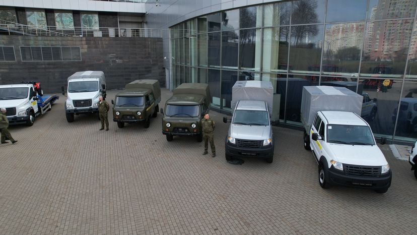 Передача специализированной лесотехники лесничествам Подмосковья