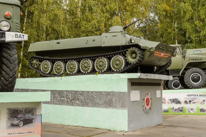 Бронницы. Мемориал Аллея славы воинов-автомобилистов